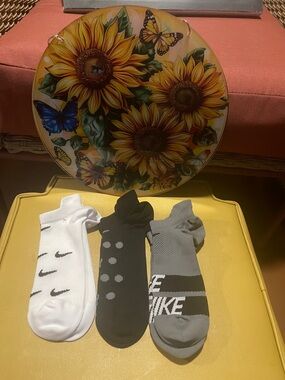 Nike men 3-Pack Low-Cut Athletic Socks — White, Black, Gray